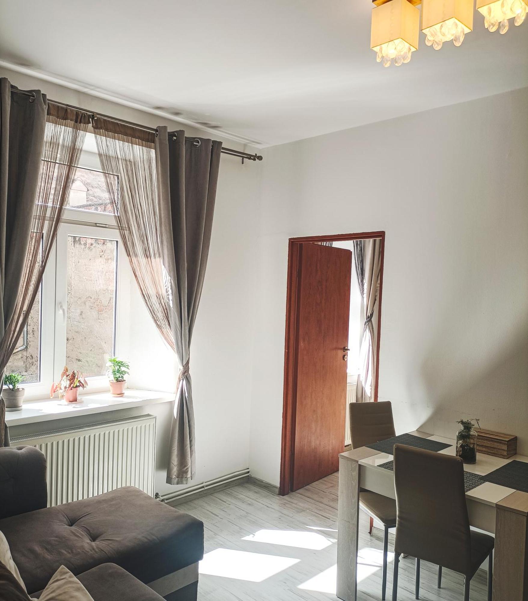 Friendly Little Studio Brasov Exterior photo